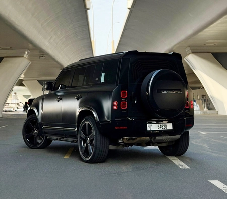 LAND ROVER DEFENDER