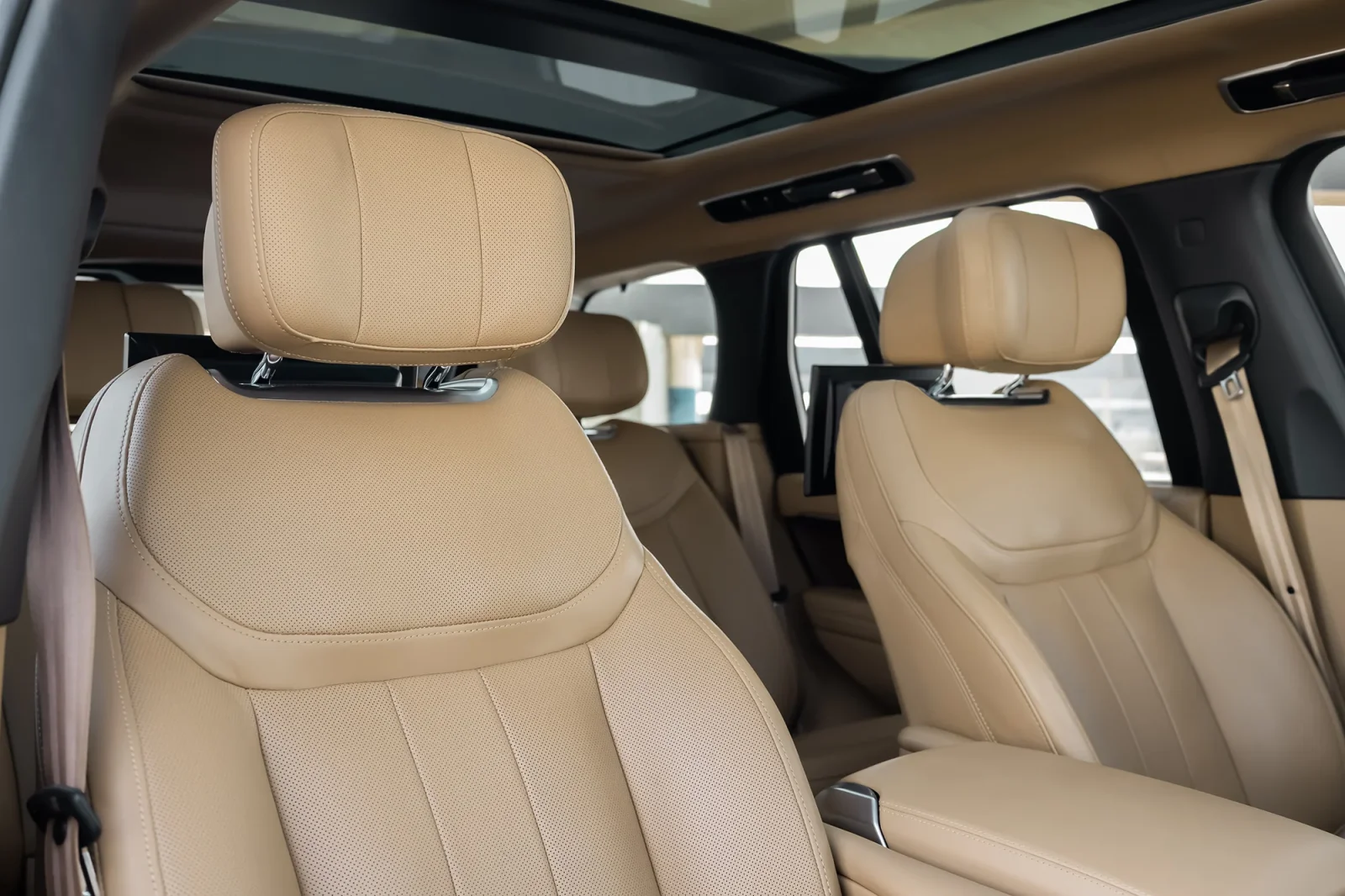 RANGE ROVER