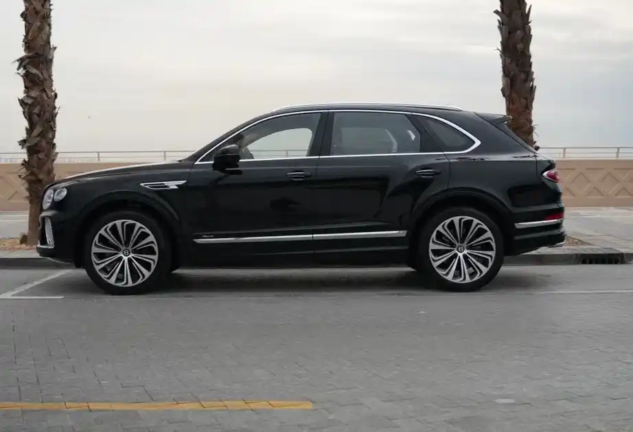 BENTLEY BENTAYGA - image 9